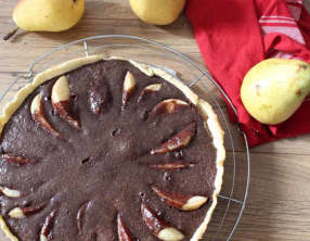 Tarte au chocolat et poires