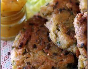 Galettes de lentilles corail aux épices, ail et ciboulette