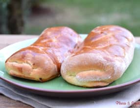 Buns farcis à la viande hachée