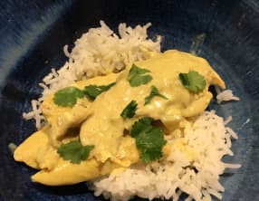 Curry de poulet au lait de coco