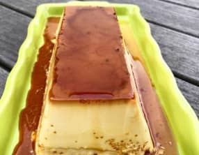 Flan au caramel à l’érable