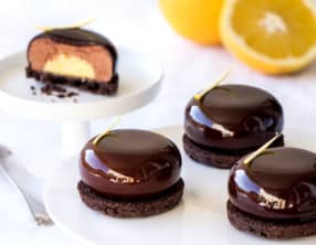 Entremets individuels chocolat et orange