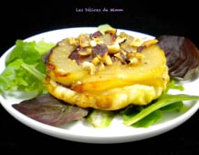 Tartelette Tatin aux poires, magret de canard et au noisettes