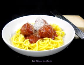 Spaghetti aux boulettes de viande à l’italienne