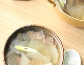 Soupe coréenne au radis blanc et au boeuf