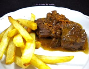 Carbonnades flamandes aux spéculoos avec ma bière d’abbaye maison