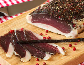 Magret de canard séché à la vanille de Tahiti et au poivre de Phu Quoc