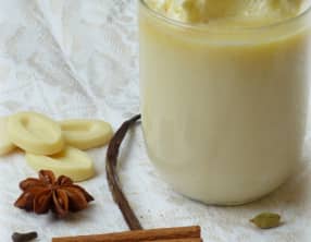 Lait chaud très gourmand aux épices