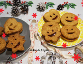 Biscuits tyroliens fourrés au gratte-cul