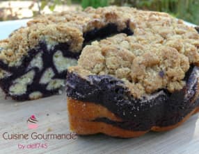 Crumbcake marbré aux myrtilles