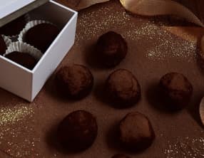 Truffes chocolat, purée de châtaignes, tonka et fleur de sel