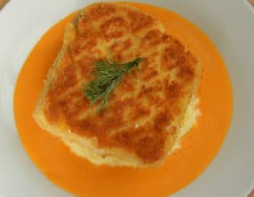 Pané de cabillaud et crème de poivron