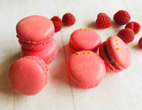 Macarons framboise et framboise thé matcha