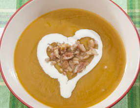 Soupe de butternut aux châtaignes