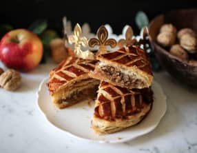 Galette des rois aux noix et aux pommes