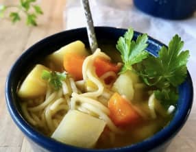 Soupe de légumes aux vermicelles