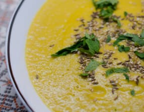 Soupe de pois chiches au cumin