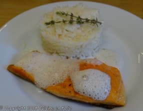 Pavés de truites à l'uniléral et son écume de Crémant au poivre concassé