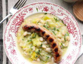 Poireaux, haricots et saucisse italienne