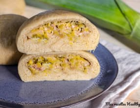 Buns fourrés au poireau et bacon à la vapeur