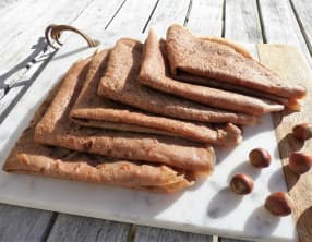 Crêpes à la farine de châtaigne et au lait végétal aux noisettes