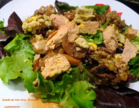 Salade de foie gras, girolles et fèves