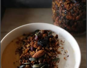 Granola maison et smoothie bowl