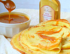 Mes crêpes au calvados et au caramel beurre salé
