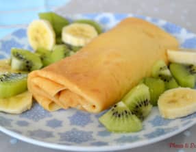 Crêpes fourrées à la crème vanille et aux fruits