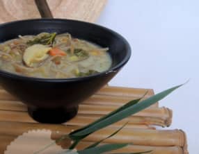 Soupe aux nouilles façon thaï