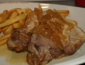 Rôti de porc aux oignons et miel