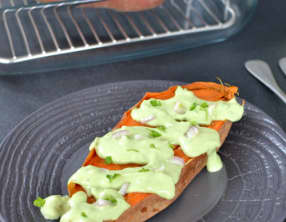 Patate douce cuite à l'Omnicuiseur, sauce crémeuse à l'avocat