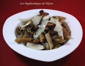 Pennes au poireau et saucisses de Francfort