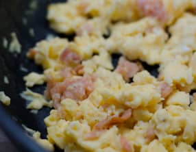 Oeufs brouillés au saumon