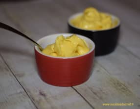 Glace minute à la mangue