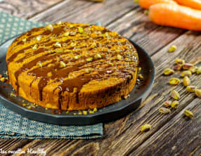 Carrot cake à la pistache et aux noisettes