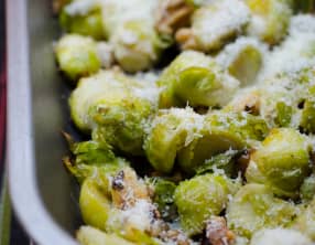 Choux de Bruxelles aux noix et aux zestes de citron