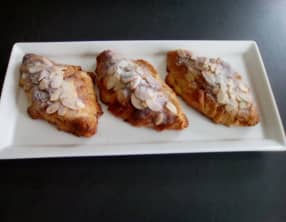 Croissants aux amandes