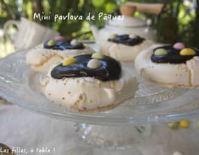 Mini pavlova de Pâques au chocolat