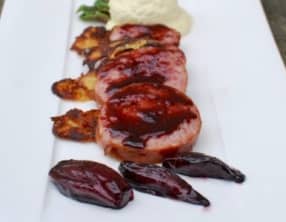 Saucisse de Morteau, échalotes confites, espuma à la moutarde de Bourgogne et ses croustillants