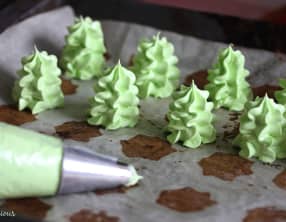 Meringues sapin de noël