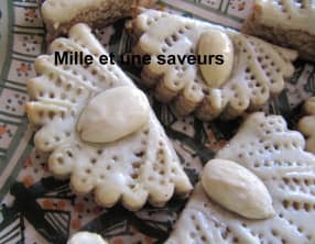 Eventail aux amandes