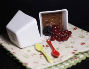 Petits pots de crème au chocolat et au thé