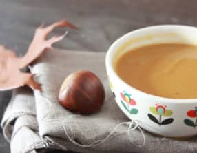 Velouté butternut, châtaignes et céleri