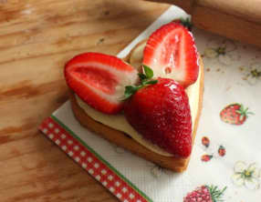 Sablé Breton à la crème vanille et aux fruits rouges