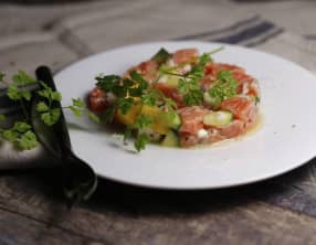 Tartare de saumon à la mangue