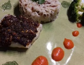 cabillaud en habit d'épices, crème de poivrons et riz égyptien