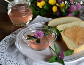 Confit de fleurs de trèfles