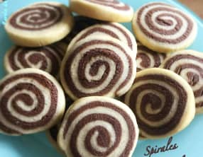 Les biscuits sont dans la boîte