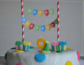 Gâteau d'anniversaire chocolat noisette